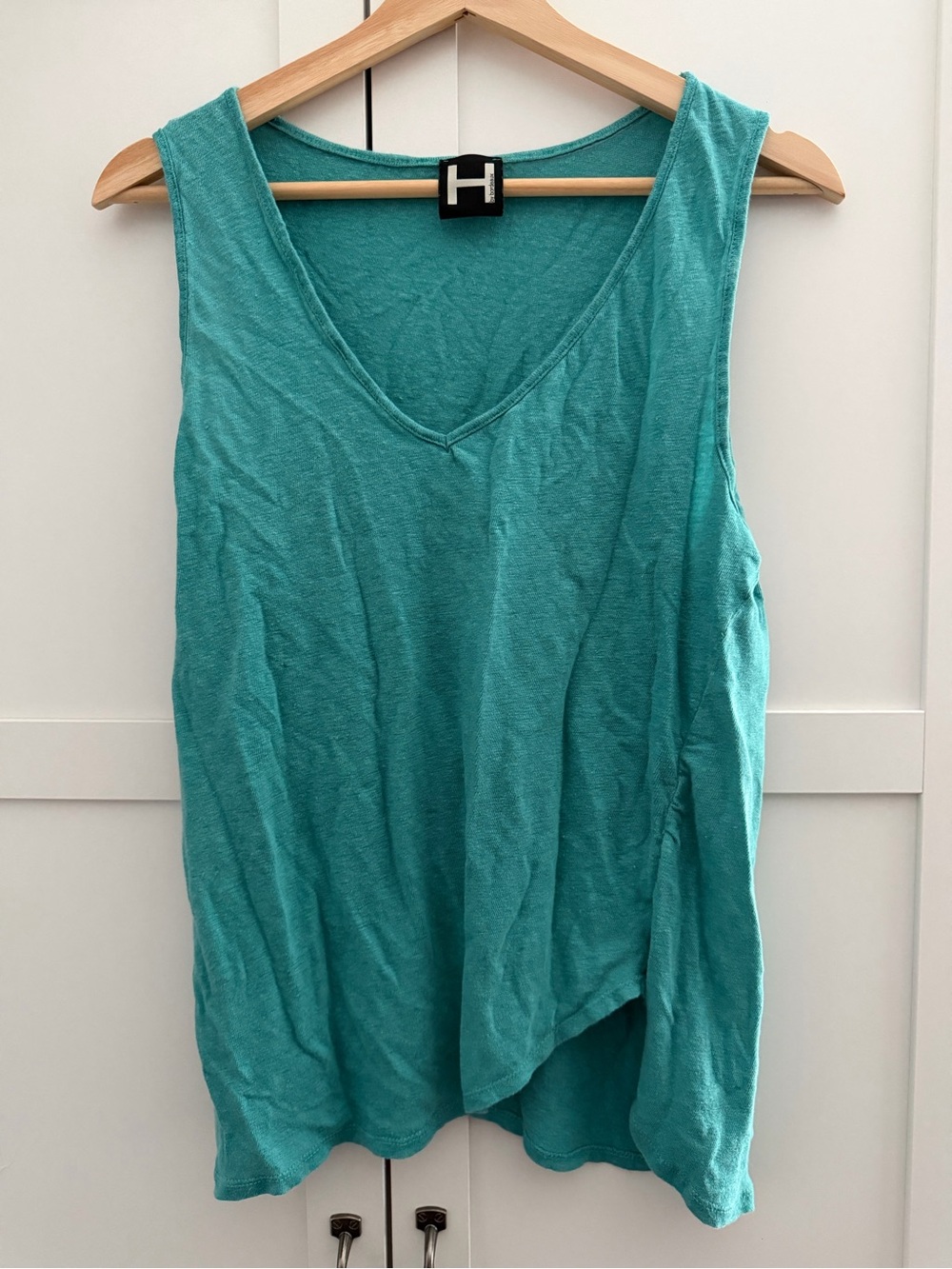 H by bordeaux Teal V-Neck Sleeveless Linen Tank - Fits like Medium